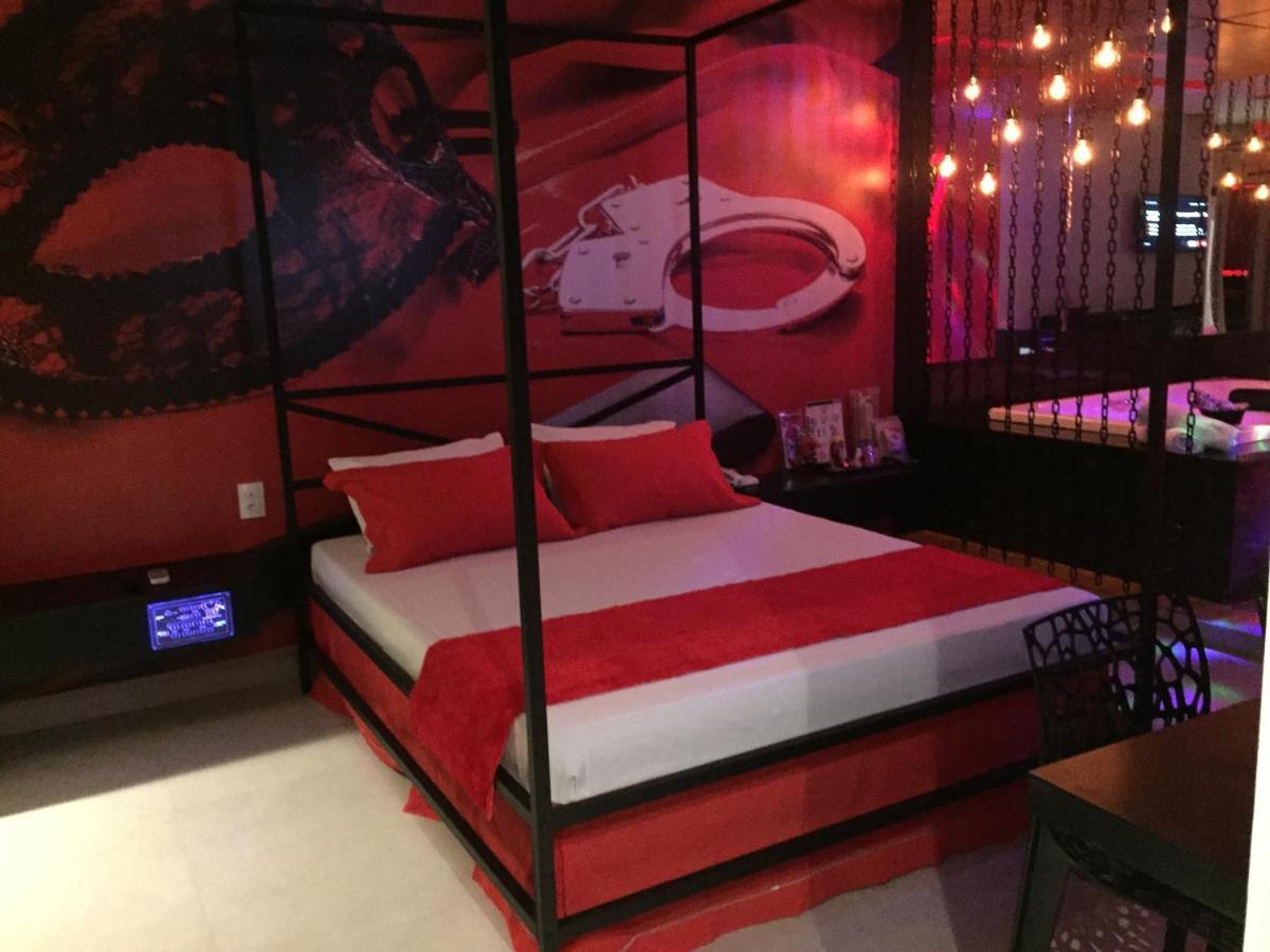 Imperium Inn Motel (Adults Only) Nova Ponte ภายนอก รูปภาพ